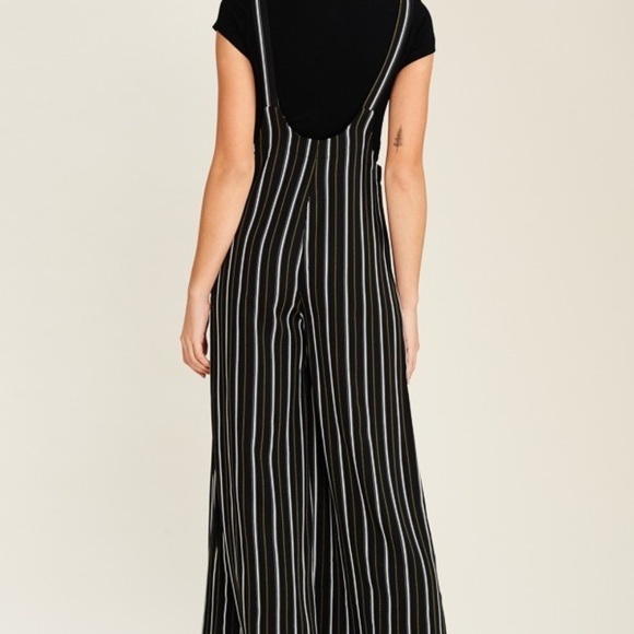 Wide leg with striped Pant Jumpsuit - Picture 6 of 8